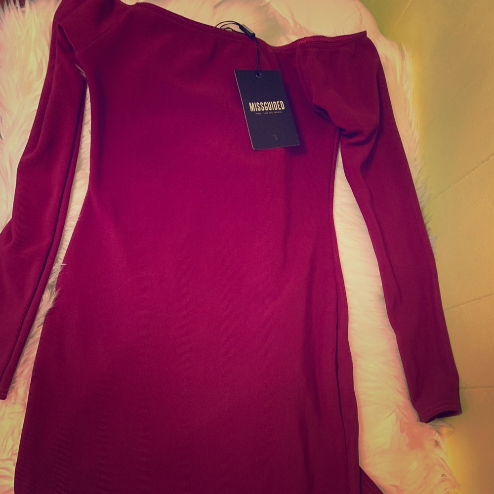 Missguided Off the Shoulder Plum Midi Dress